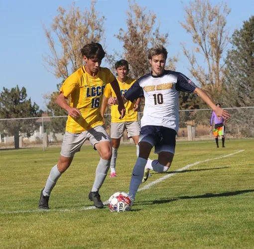 WNCC men's soccer down LCCC, move into Region IX finals