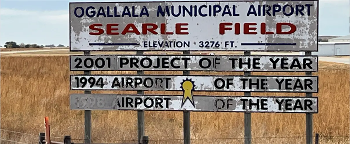 Authorities respond to plane crash in Ogallala