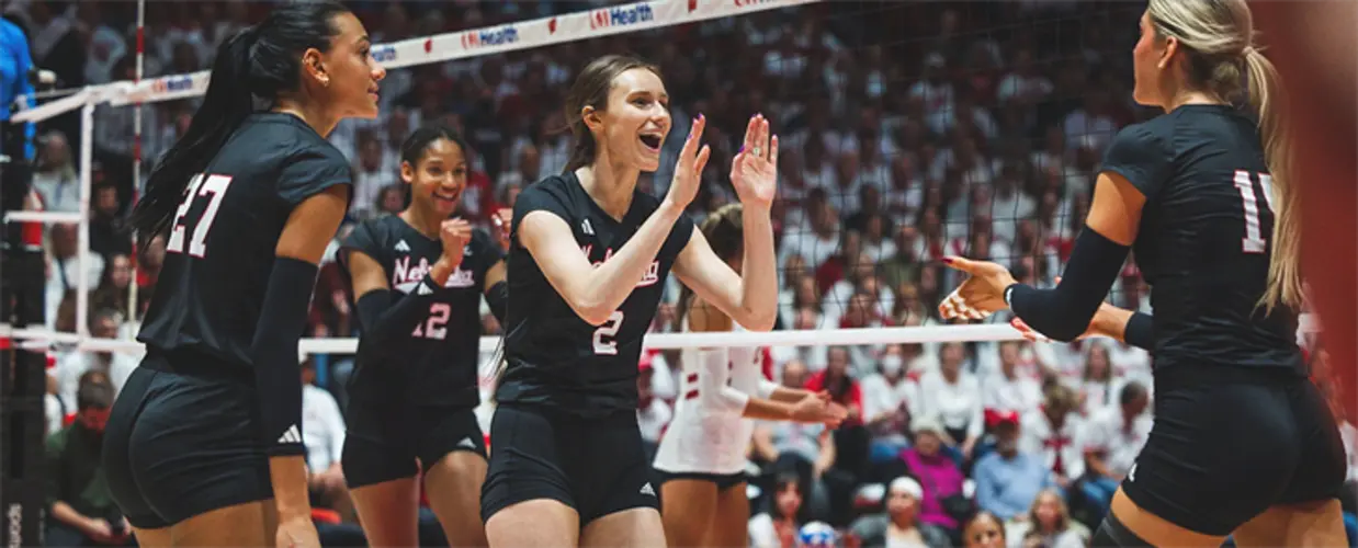 No. 2 Huskers Dominate No. 7 Badgers in Sweep