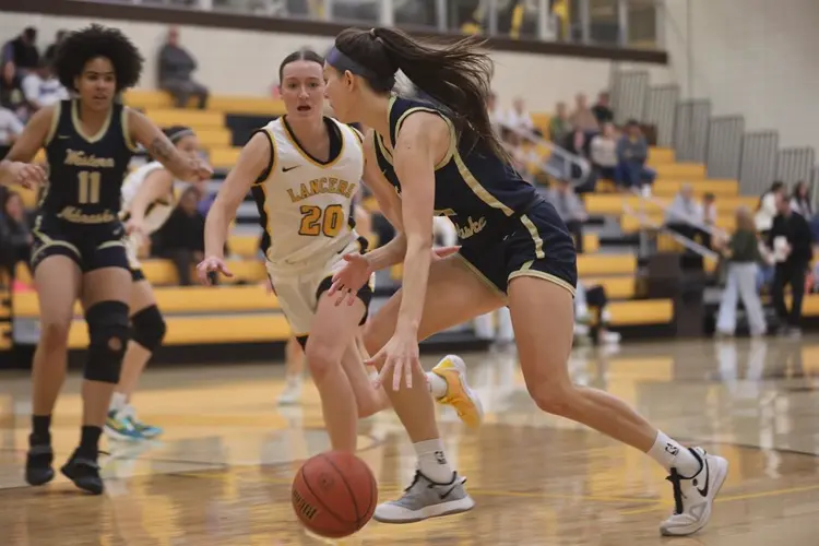 Cougar notes: WNCC women bury 11 treys in win over EWC