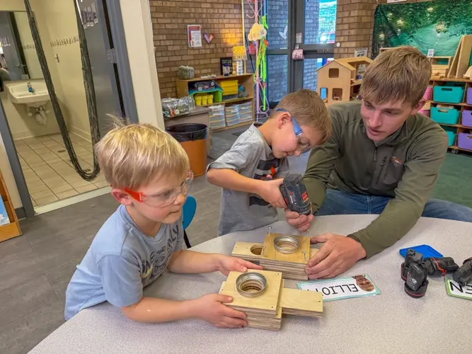 Ogallala students build cubbies and connections with preschoolers