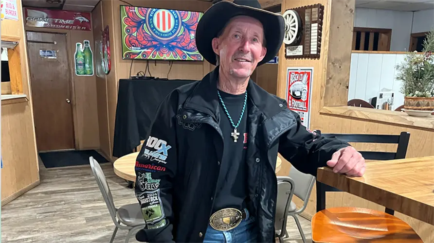 Potter bull rider earns World Champion title