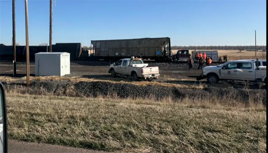 Freight train derails between McGrew and Bayard