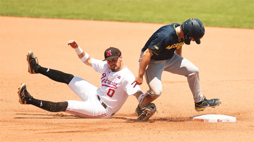 NU Notes: Huskers Edged by Michigan in Home Finale