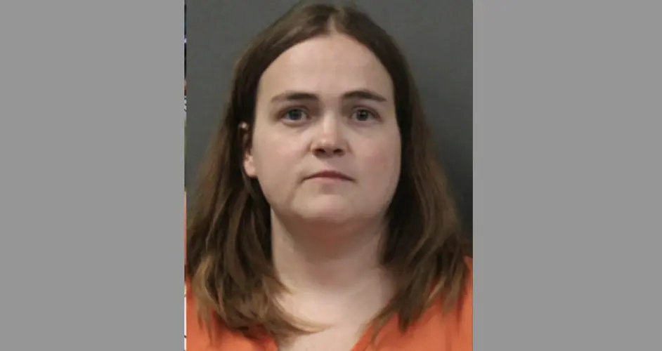 Bridgeport woman enters no contest on bad check charges