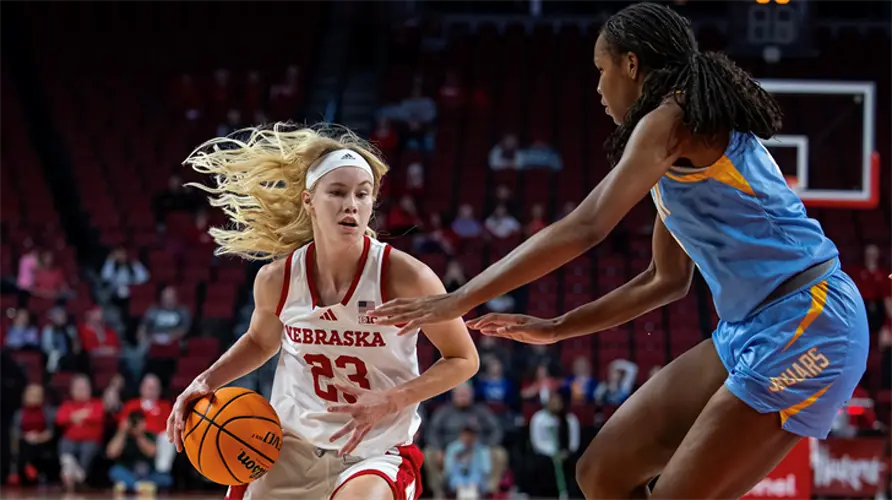 Huskers Plan Thanksgiving Trip to Florida for Emerald Coast Classic