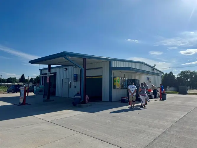 Patriot Car Wash hosts Grand Opening