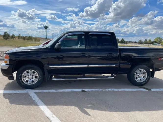 Sidney police seeking information on stolen pickup