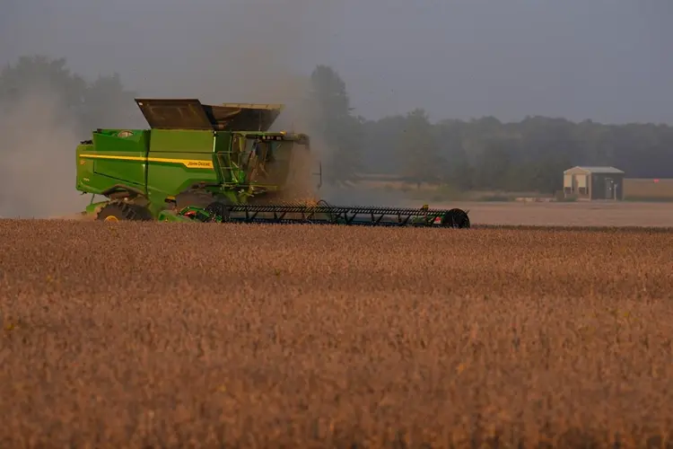 American farmers welcome China's promise to buy soybeans, but the deal doesn't solve everything