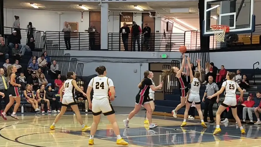 Sidney falls to Gretna East in Western Conference Championship