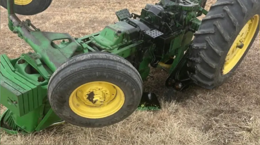 Man injured in tractor vs semi crash near Genoa