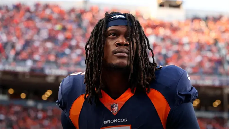 Former Husker Gregory suspended for exchanging punches with Rams lineman