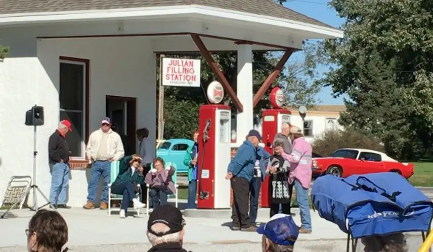 Julian Filling Station Serves Historical Snapshot