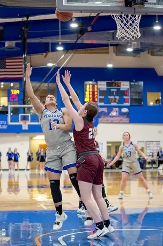 Evangel WBB Strong Second Half Tops Peru State