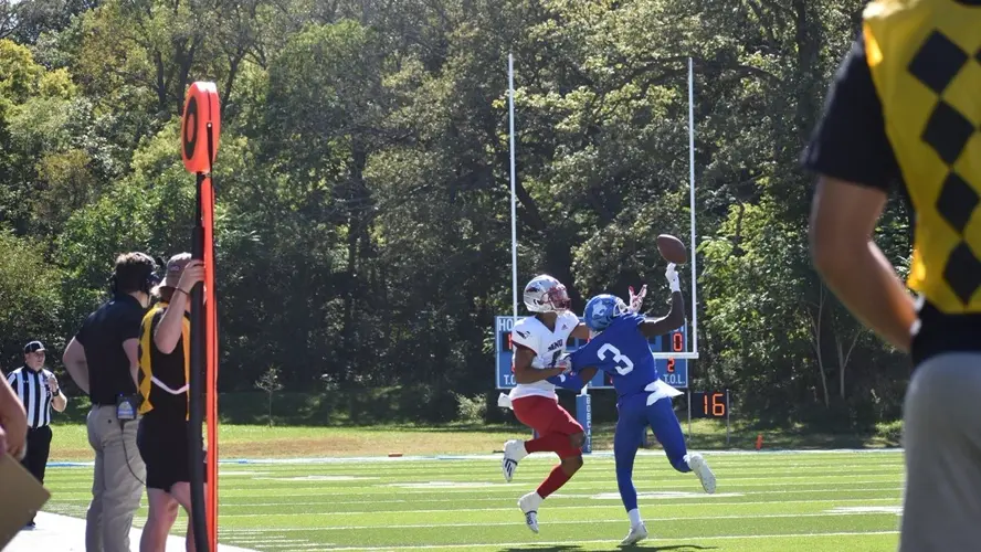 Peru State DB Delonte Hood shines at Nebraska pro day