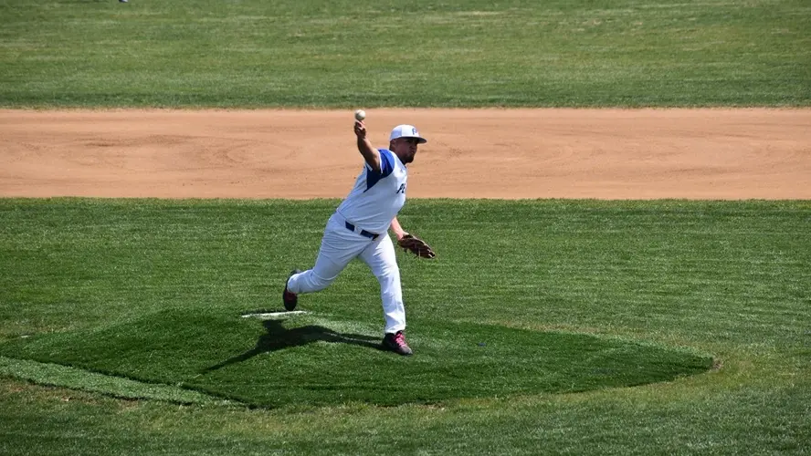 Peru State baseball splits with Morningside