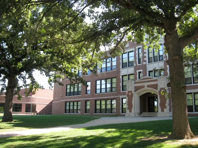 School official confirms no actual threat in Falls City