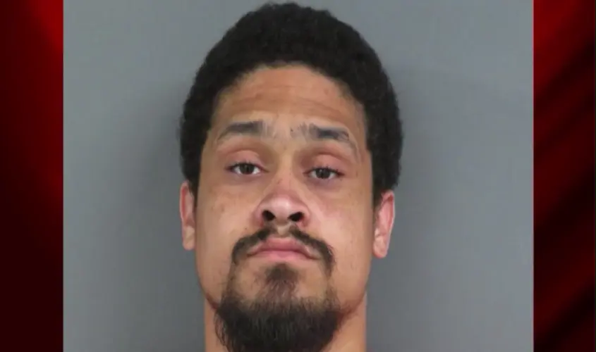 Washington County school janitor accused of sending explicit photos to student