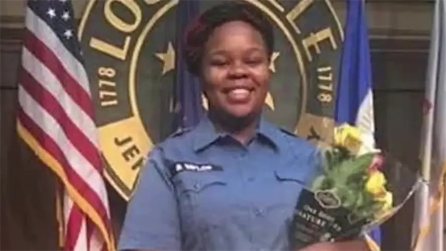 Feds charge 4 police officers in fatal Breonna Taylor raid