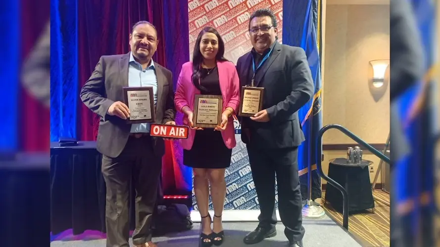 Telemundo Nebraska and Lobo 97.7 recognized at broadcasters' conference in Nebraska