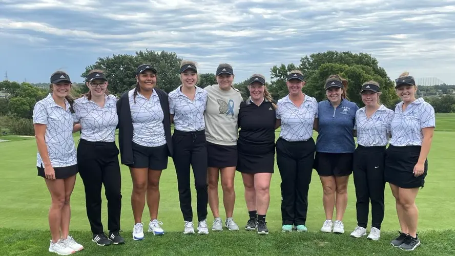 Peru State women's golf finishes fifth in College of St. Mary's Fall Classic