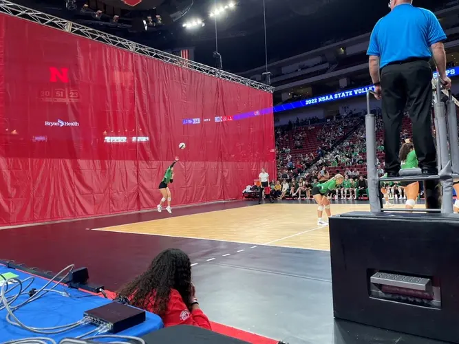 Fast start fades for Irish in state volleyball opener