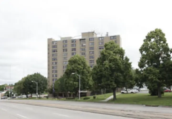 Boiler freezes at Omaha’s Benson Tower, tenants left without water