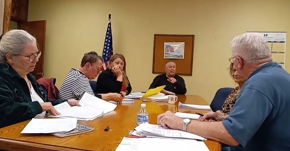 Humboldt mayor resigns amidst talk of recall