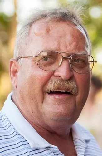 Glen R. Blobaum