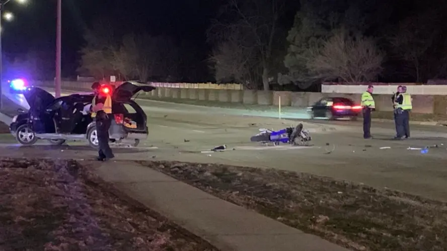 Lincoln woman gets probation in crash death of motorcyclist