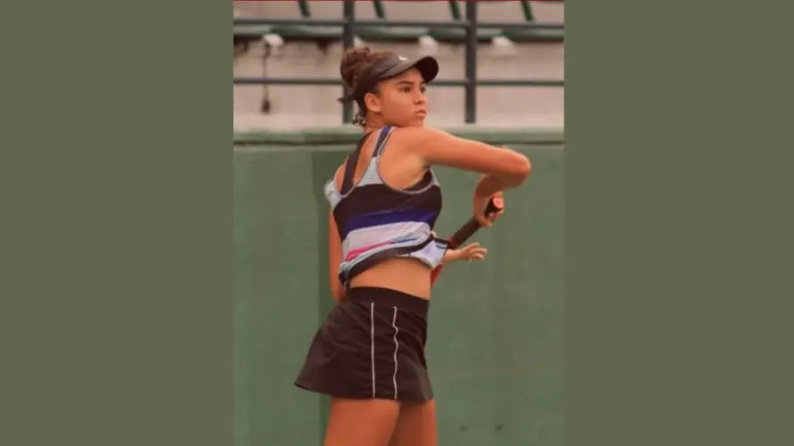Huskers add Baylor transfer Ana Carmen Zamburek