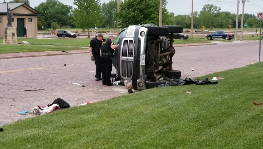 Pickup fleeing traffic stop causes collision in Beatrice