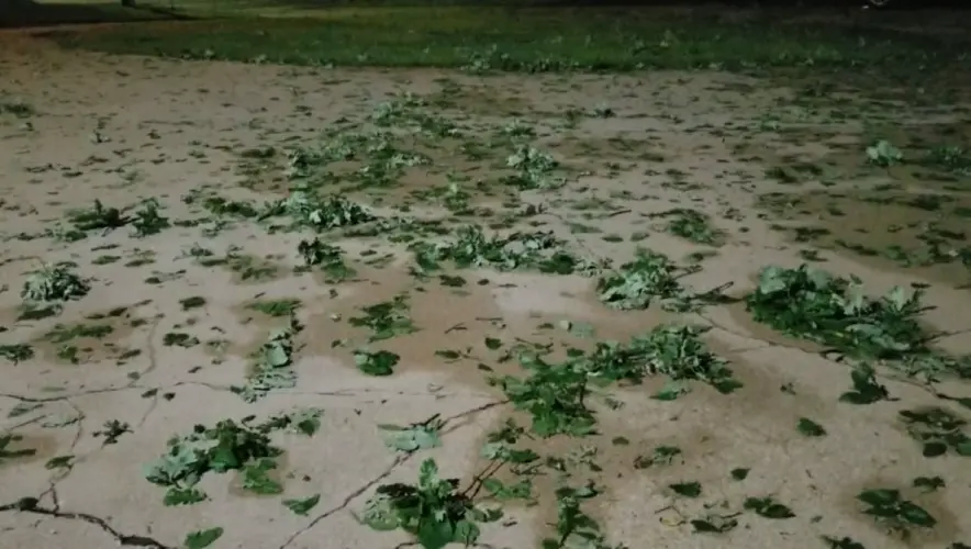 Hail, high winds pound southern Nebraska, northern Kansas