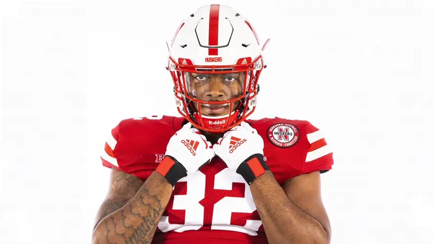 Mathis named to Nagurski Trophy watch list