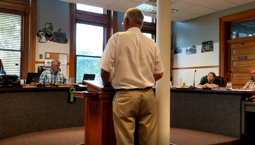 Gage County Democrats criticize allowing vulgar president banner, during county fair