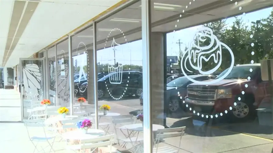 Butterfly Bakery donates money to help those affected by Hurricane Ian