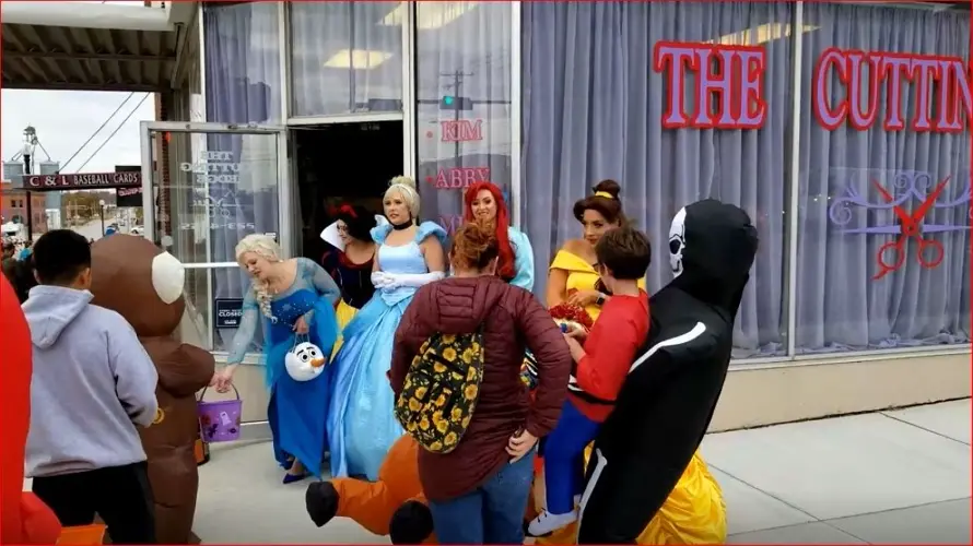 Pumpkins, costumes, treats....in downtown Beatrice