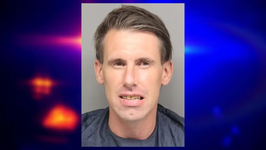 Lincoln man arrested for stealing items from store