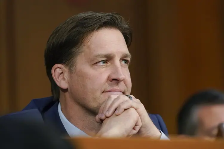 Sen. Sasse wins final vote to be next U of Florida president