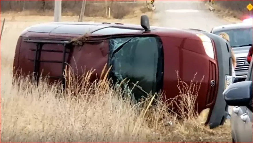 City, rural fire units sent to van rollover at north edge of Beatrice