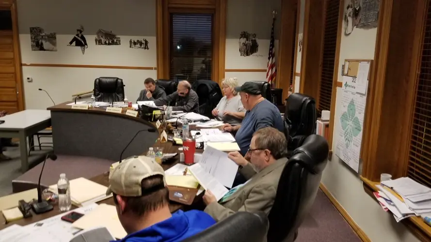 Gage County Planning and Zoning Commission okays commercial greenhouse project