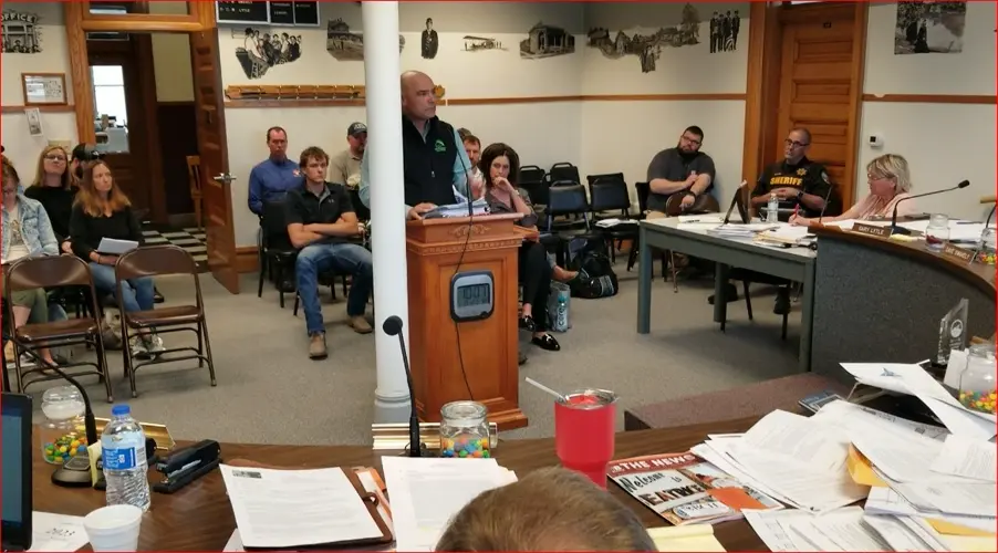 Gage County Board hears proposal for hog confinement operation in north part of county