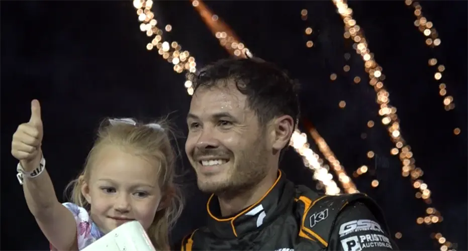 Kyle Larson wins High Limit Sprint Car event at Eagle Raceway
