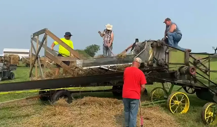 Nebraskans celebrate 46th annual Threshing Show