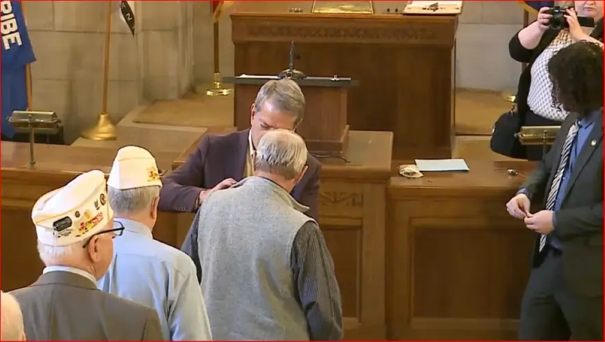 Governor honors Nebraska Vietnam War veterans