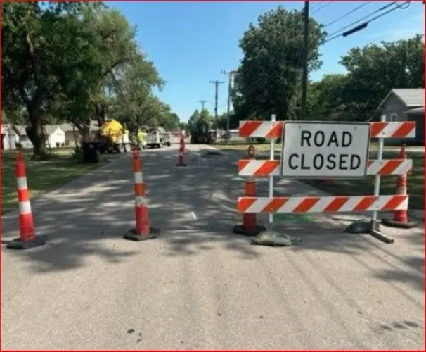 Beatrice water crews working on Herbert Street leak