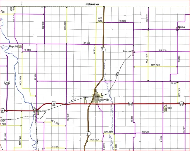 Crash between pickup and semitrailer kills Republic, Kansas man