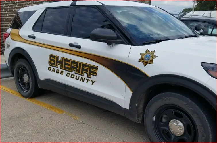 Bank officer helps foil fraud against county resident