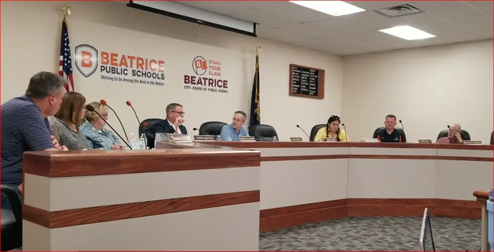 Beatrice School Board acts on teacher contract, administrator hiring