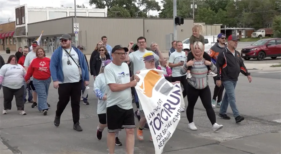 Local law enforcement takes part in annual Special Olympics Torch Run in Beatrice